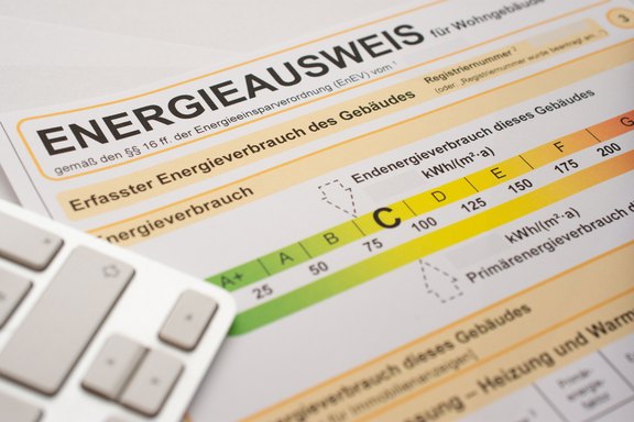 Energieausweis zum Stromverbrauch um Strom zu sparen